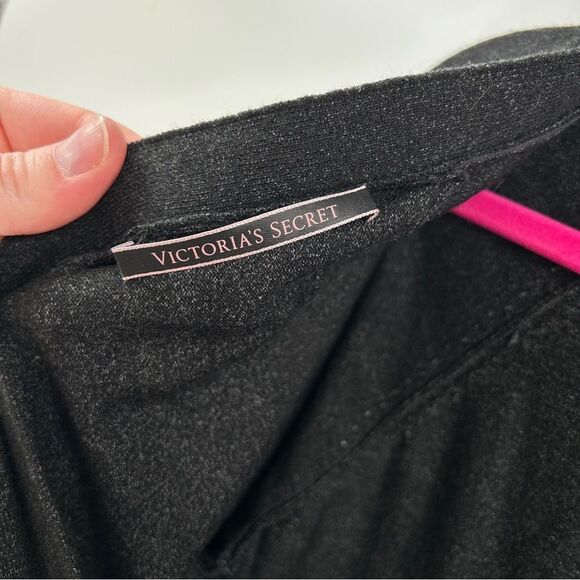 Victoria's Secret Knot Twist Deep V Back Sweater Charcoal Grey Size XS - Picture 7 of 9